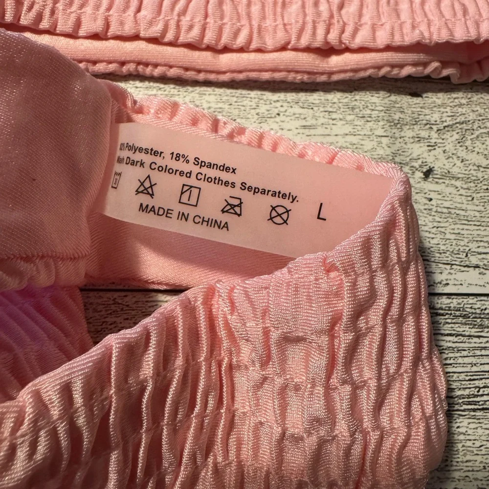 Light Pink Summer Beach Smocked Textured Cheeky Women's Bikini Set Large - Picture 2 of 3